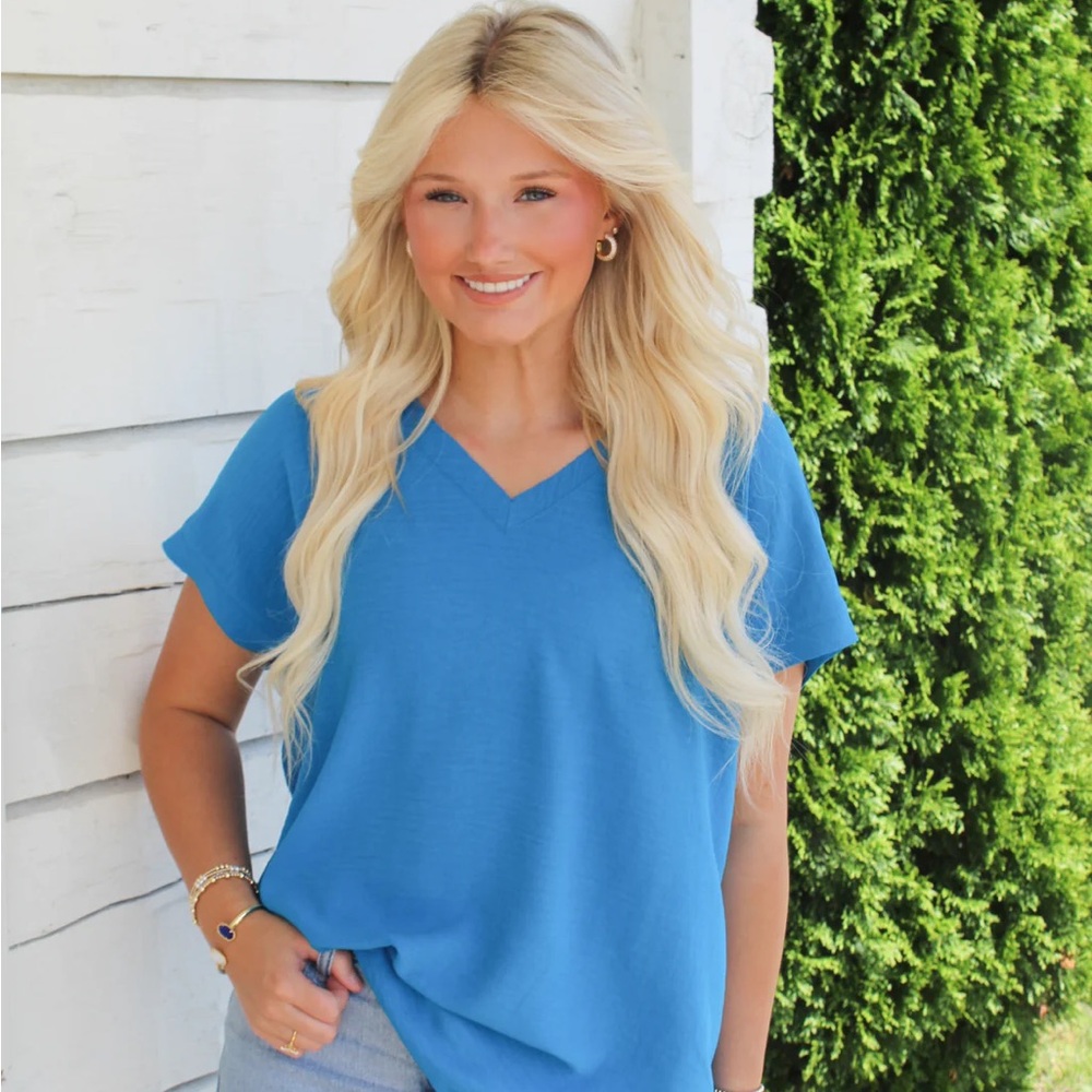 JODIFL Vibrant Blue V-Neck Short Sleeve Top